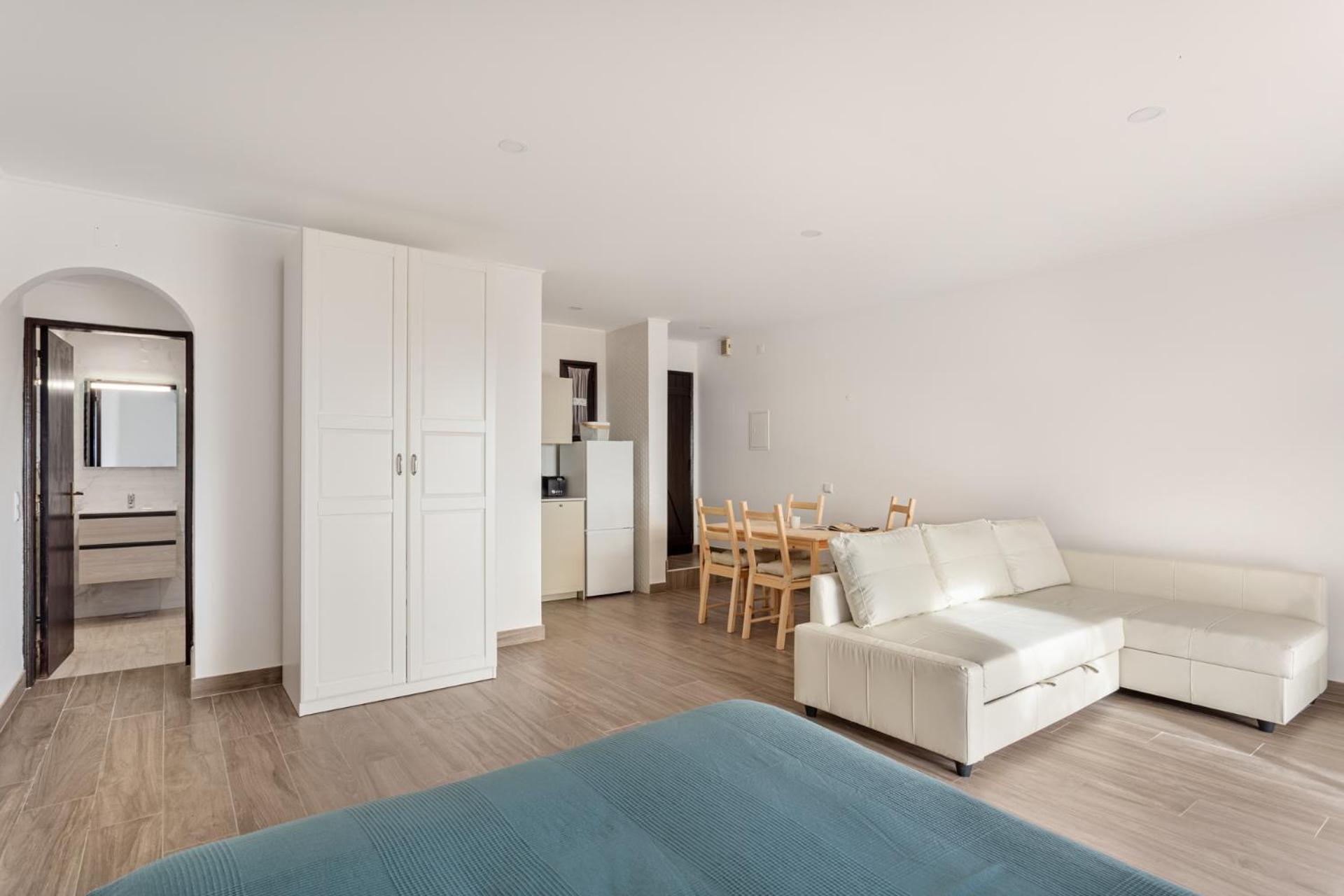 Estudio 24 Em Santa Barbara De Nexe - Faro Colmeal  Экстерьер фото